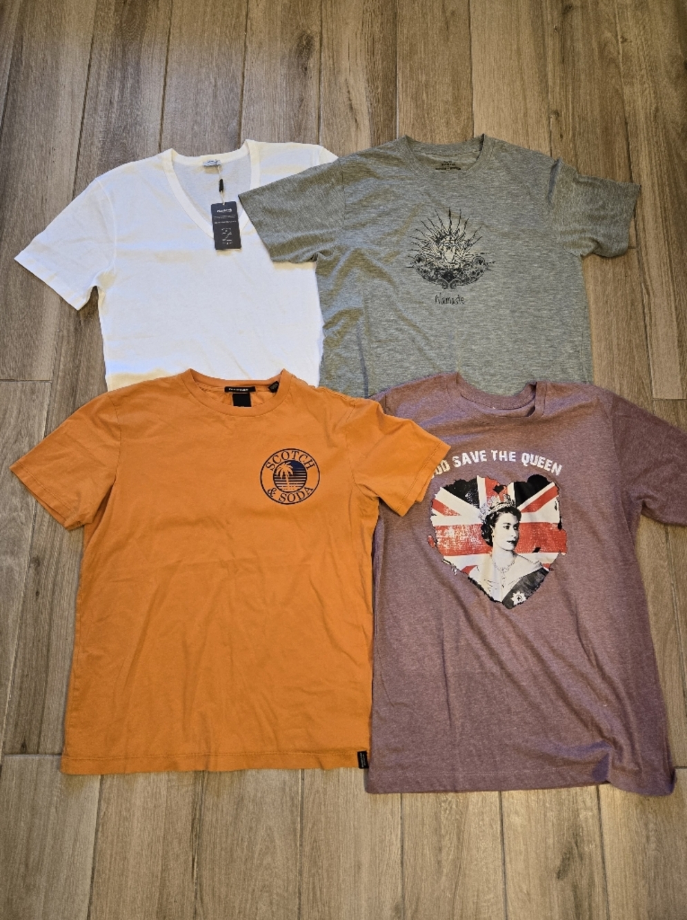 Bundle of Men's Tshirts, M